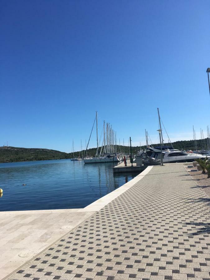 Luxury Apartments Vucinic Pirovac Luaran gambar
