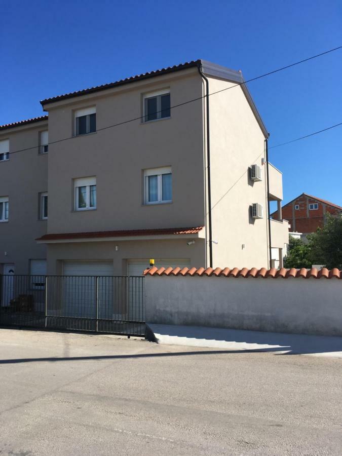 Luxury Apartments Vucinic Pirovac Luaran gambar