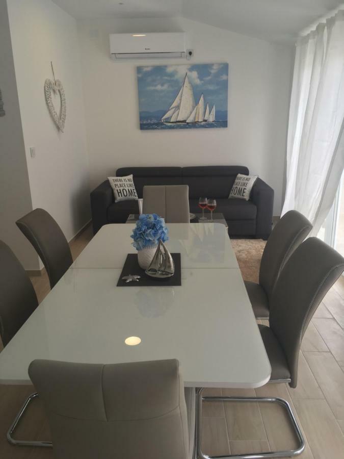 Luxury Apartments Vucinic Pirovac Luaran gambar